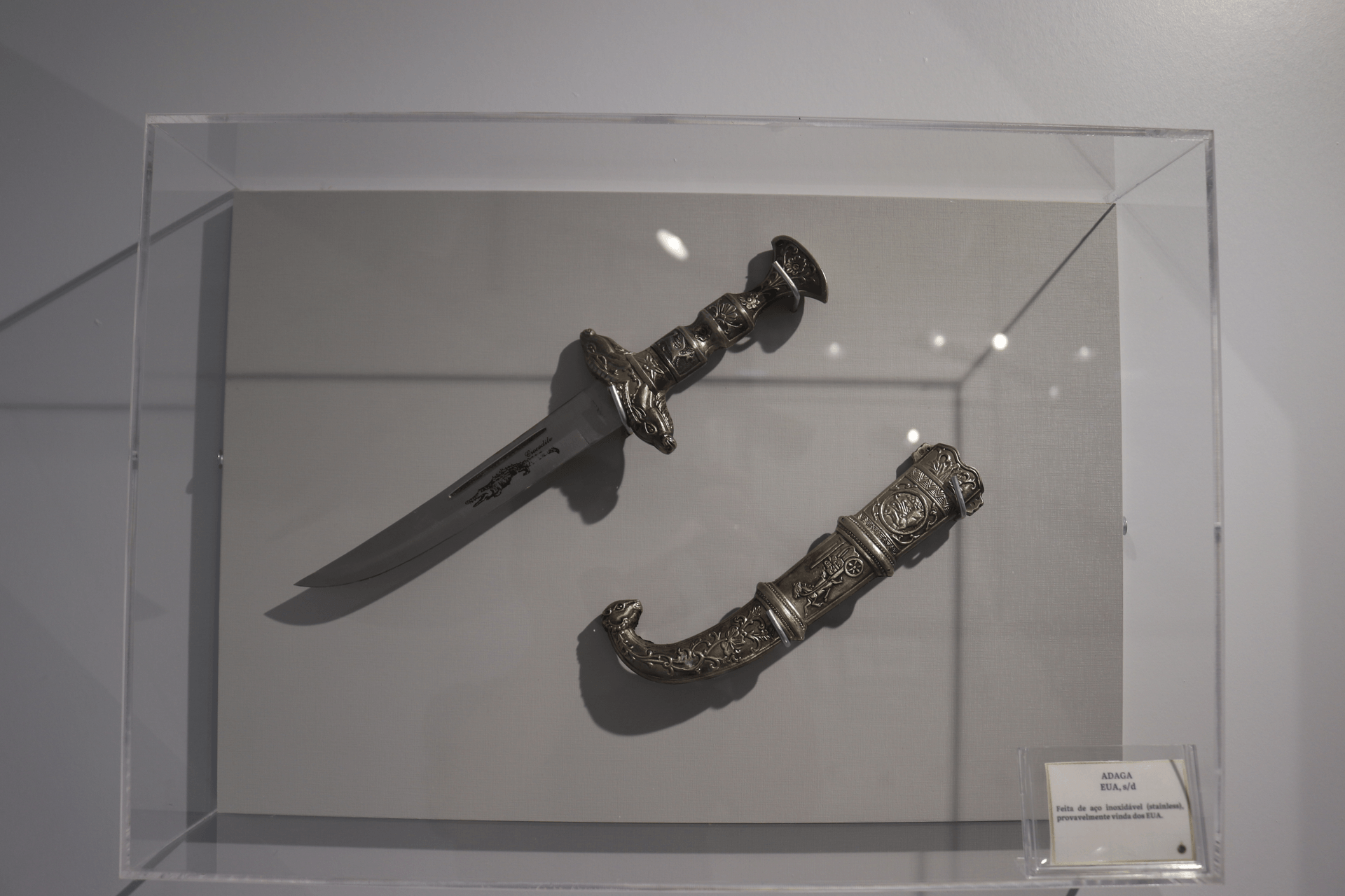 Armas e Defesa
